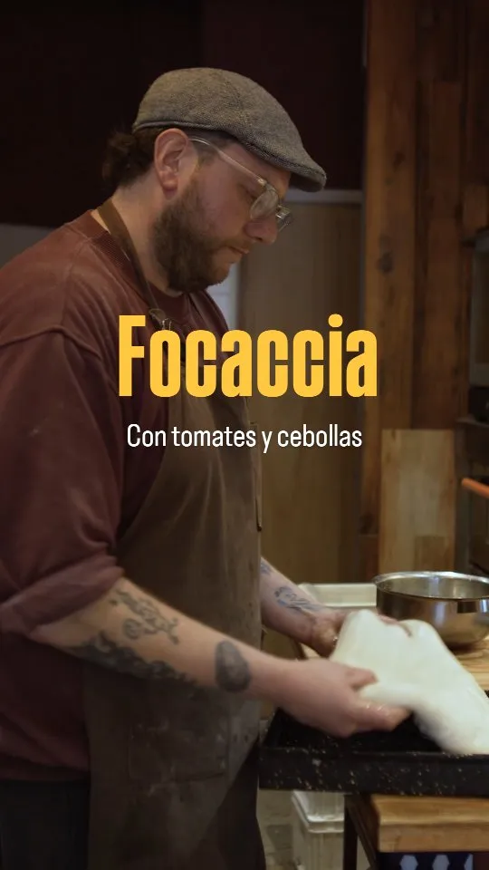 FOCACCIA DE TOMATES Y CEBOLLA
